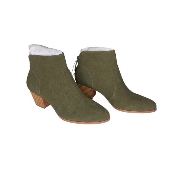Violet & Red NWT Cupid Suede Boots Olive Green Back Zipper Size 8.5 - Picture 2 of 10